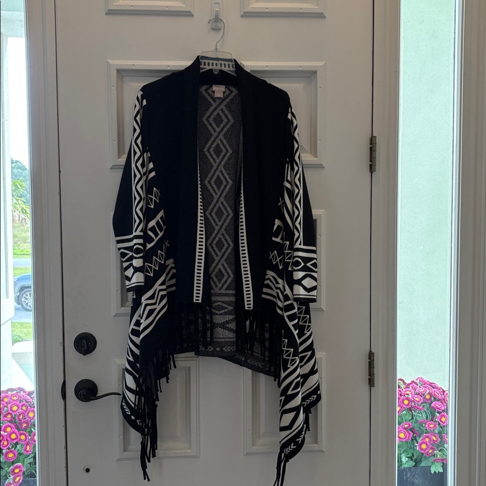 Chico's Black and White Geometric Cardigan